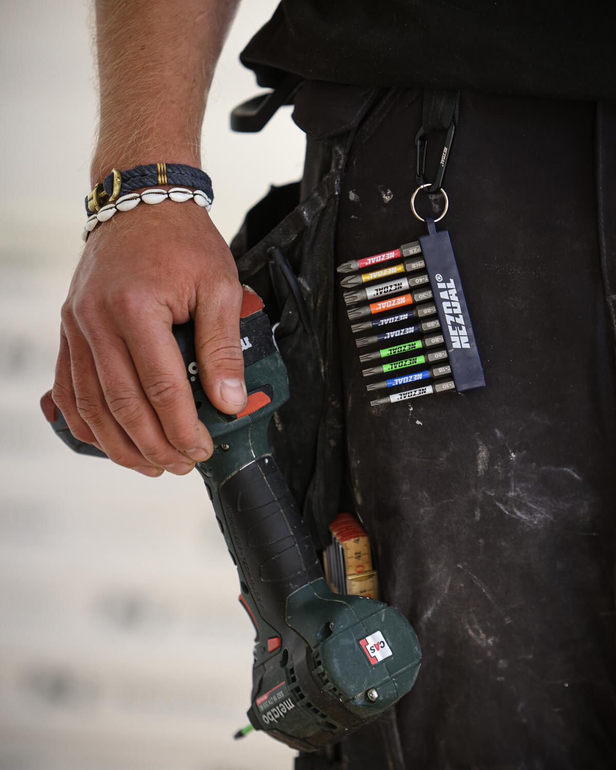 Color-coded bits in carabiner holder